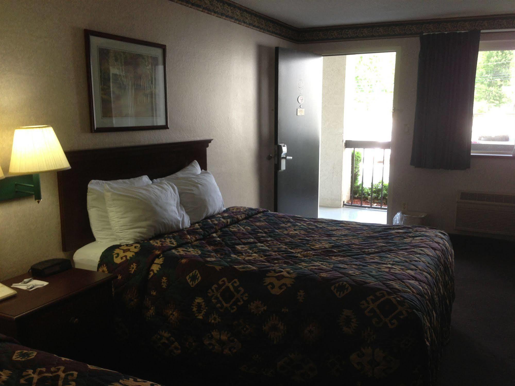 Cherokee Grand Hotel Exterior foto